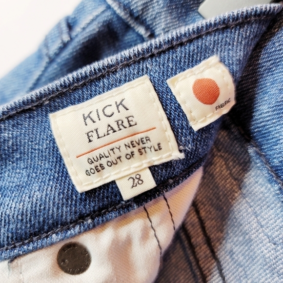 Levi's Made & Crafted Kick Flare Jeans - Picture 6 of 9
